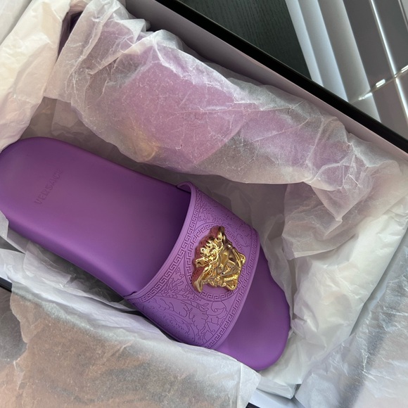 Versace Pool Slides - Picture 3 of 4